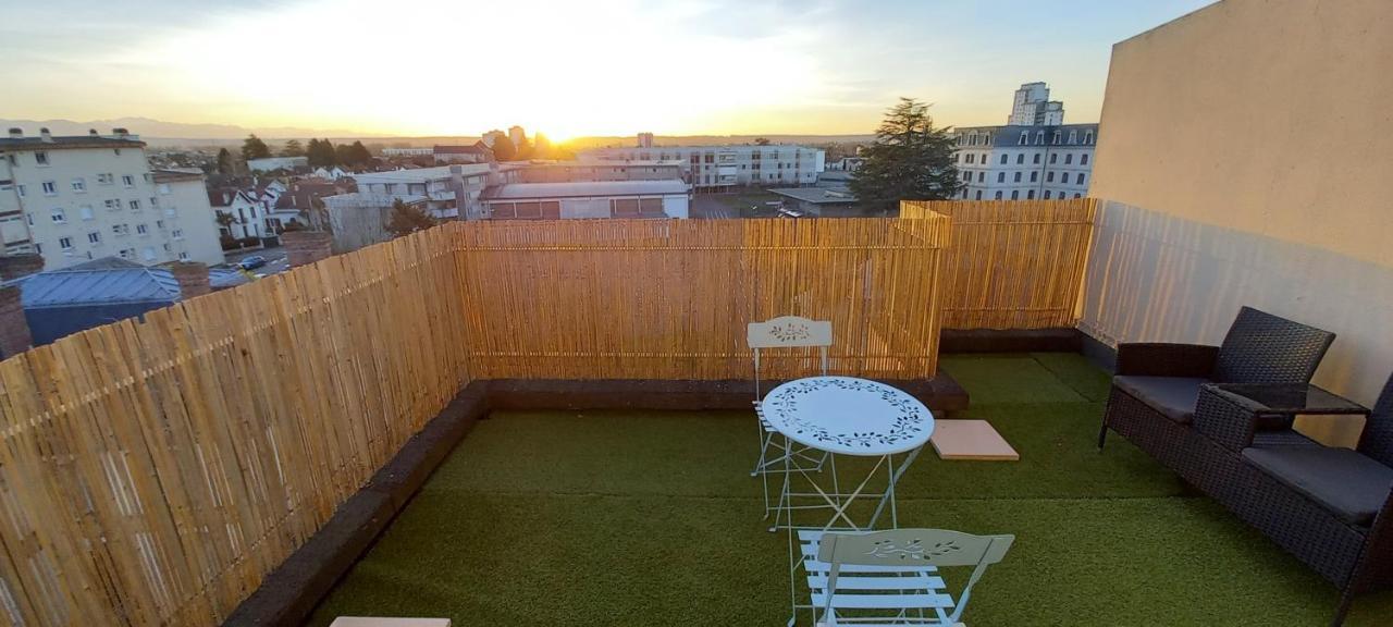 شقة Le Belvedere Dernier Etage Avec Terrasse Wifi Fibre تارْب المظهر الخارجي الصورة